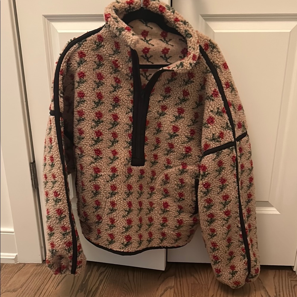 Vici Teddy Jacket with Floral Pattern